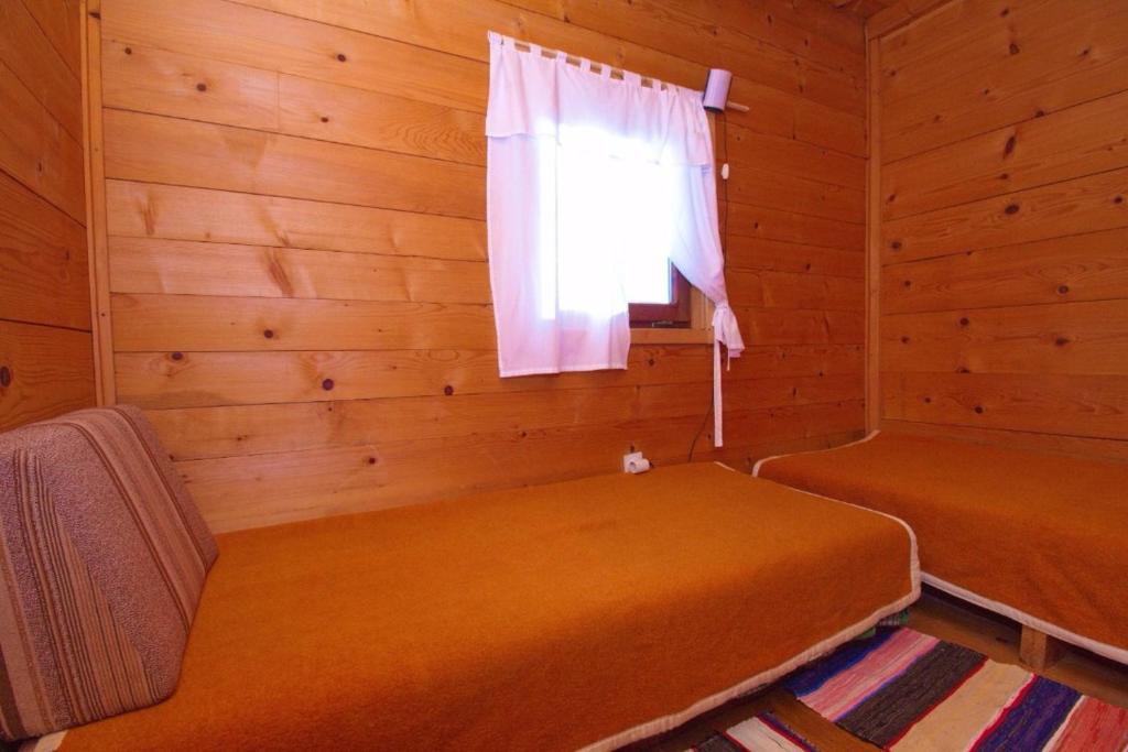 Cabin Menka photo 2