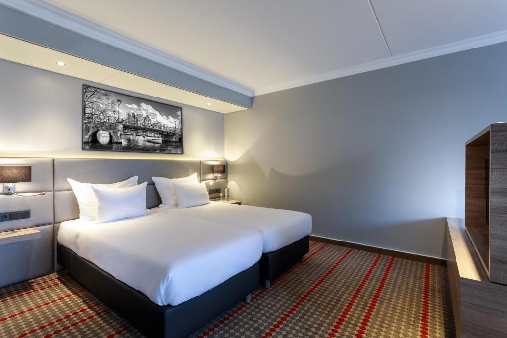 Четырехместный (Четырехместный номер), Dorint Airport-Hotel Amsterdam
