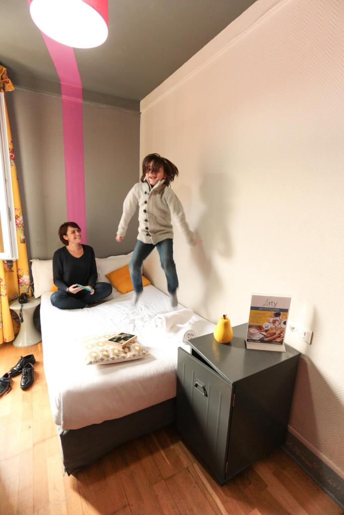 Одноместный (Одноместный номер с собственной ванной комнатой), Arty Paris Hostel & Budget Hotel