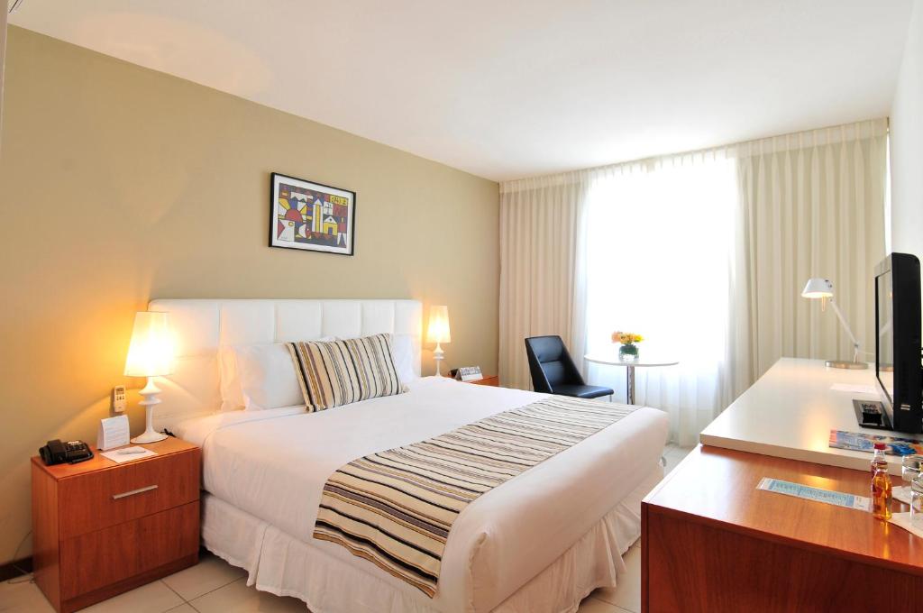 Real Colonia Hotel & Suites photo 4