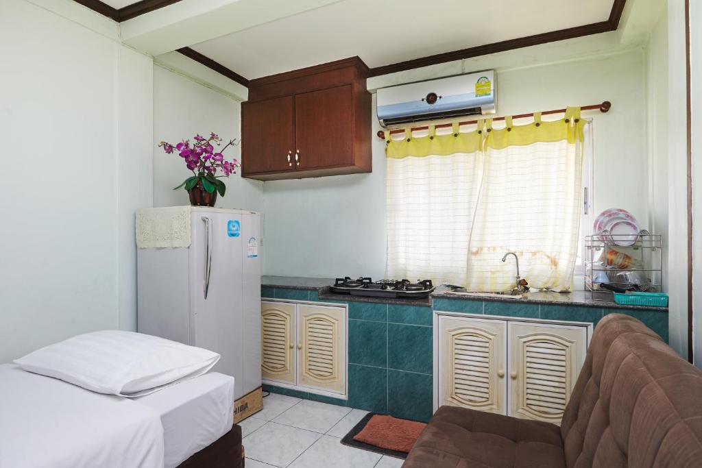 Семейный (Семейный номер (для 3 взрослых)), Гостевой дом Amarin Inn