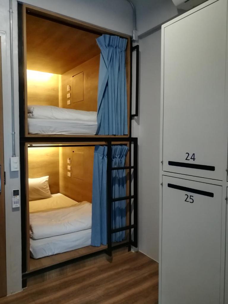 Номер (Кровать в общем 6-местном номере), Natee Hostel