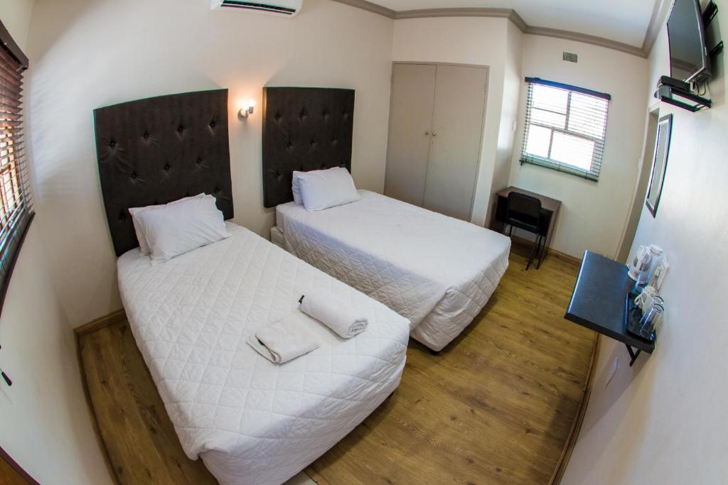 Horseshoe Inn and Conference Center photo 3