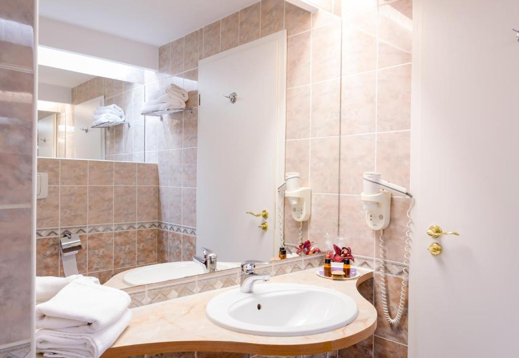 Двухместный (Стандартный двухместный номер с 1 кроватью), Hotel Armonia