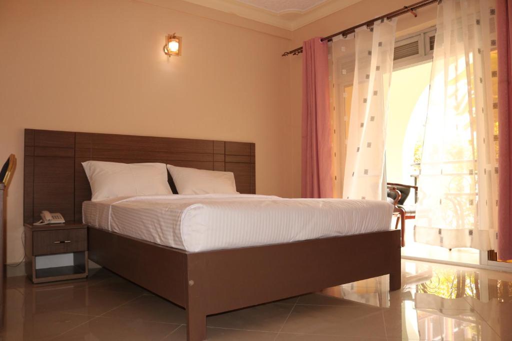 Agenda 2000 Hotels Ltd photo 2