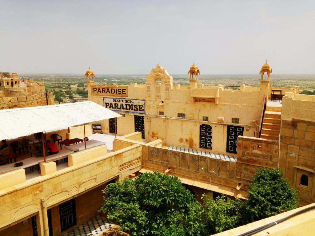 Hotel Paradise photo 1