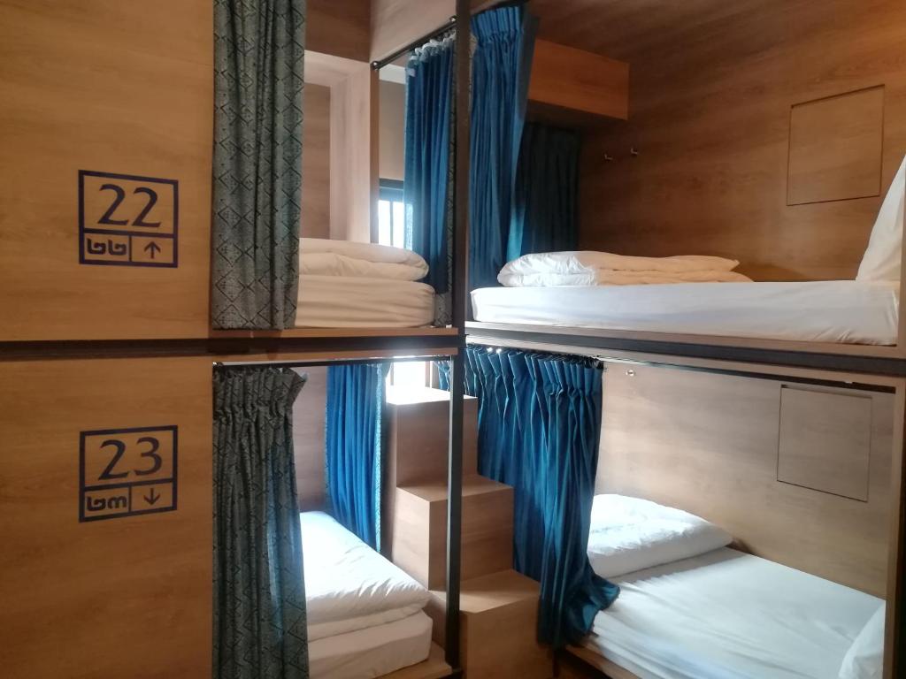 Номер (Кровать в общем 6-местном номере), Natee Hostel