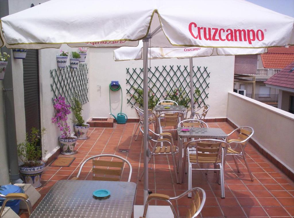 Hostal Donaire photo 2