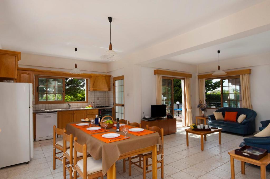 Panareti Coral Bay Resort photo 3