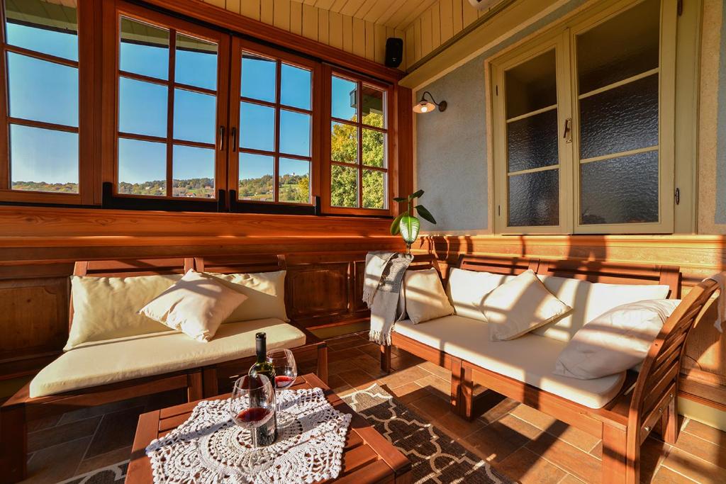 Villa Les with Hot tub & Sauna photo 4