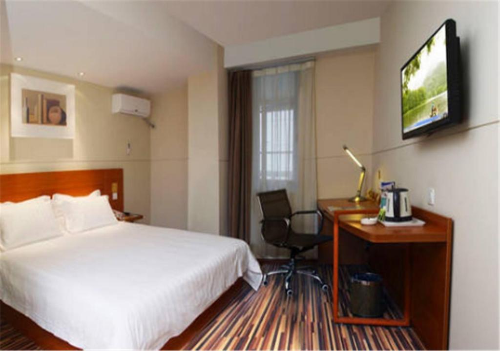 Двухместный (Двухместный номер бизнес-класса A), Goldmet Inn Chengdu Baiguolin underground Station