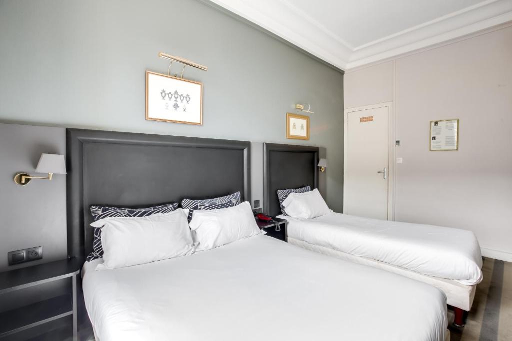 Трехместный (Трехместный номер с 2 кроватями), Hotel Opera Maintenon