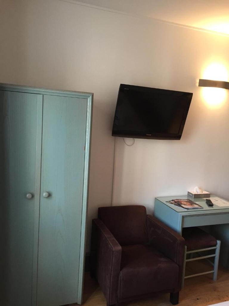 Hotel Des Falaises photo 2