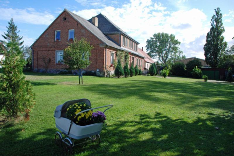 Ferienwohnungen im Gutshaus Gnies photo 1