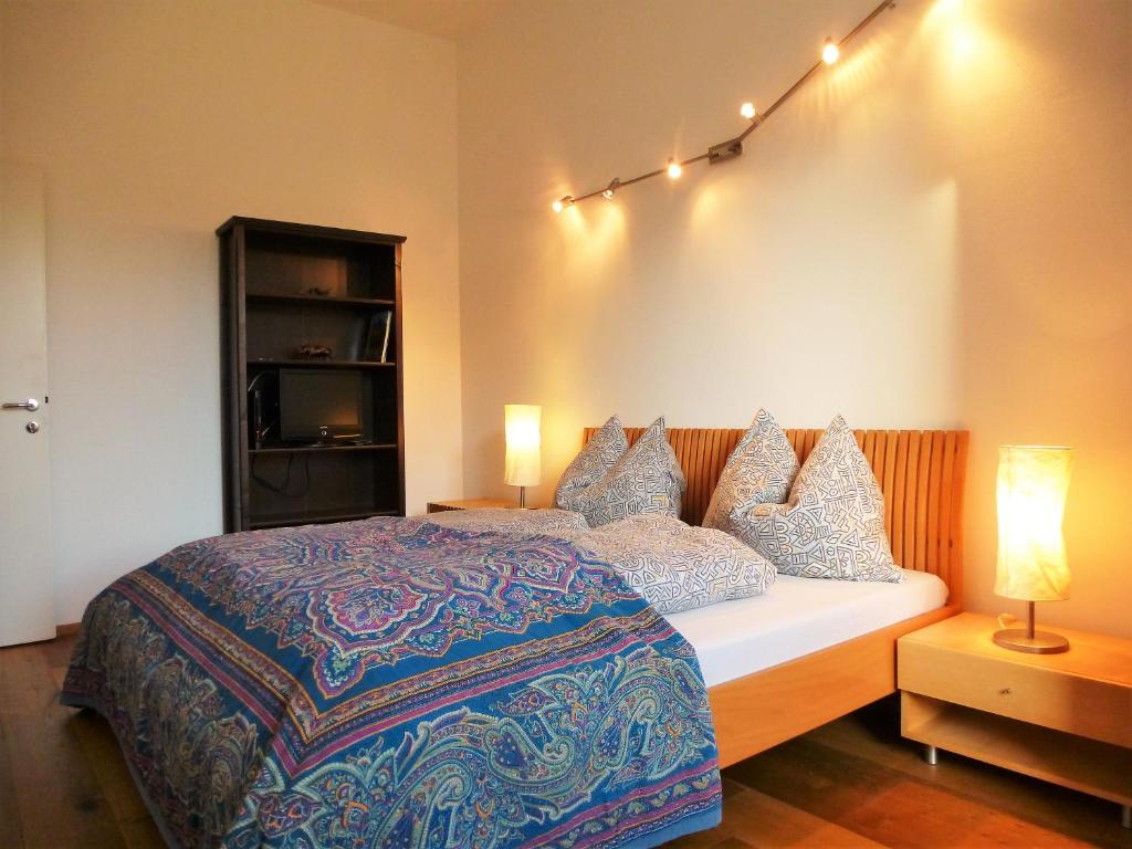 Lovely, central apartment with balcony photo 1