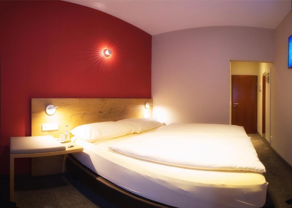 Двухместный (Номер с кроватью размера «queen-size»), Hotel Azenberg