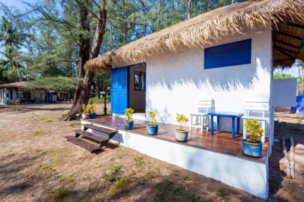 Вилла (Вилла с видом на море), Micky Monkey Beach Hotel