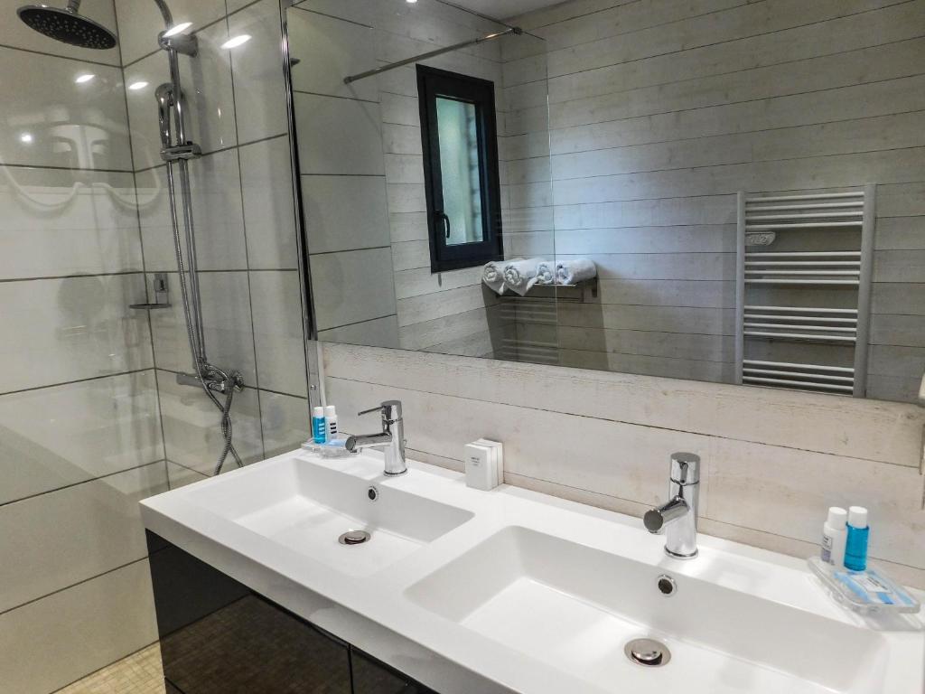 L'Haute en couleur cabanes spas photo 2