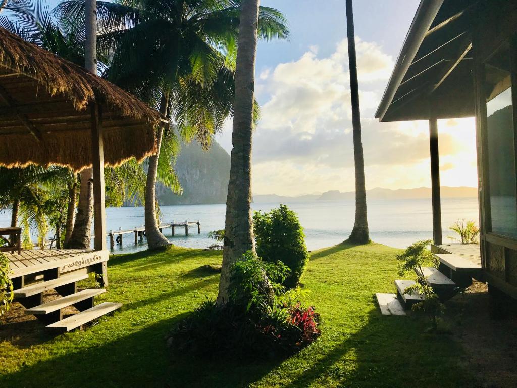 Dolarog Beach Resort photo 2