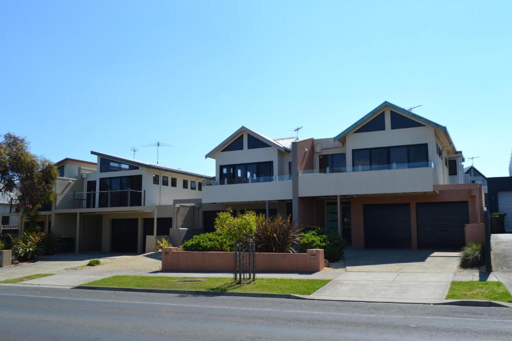 Fischer Torquay by Gold Star Stays photo 4