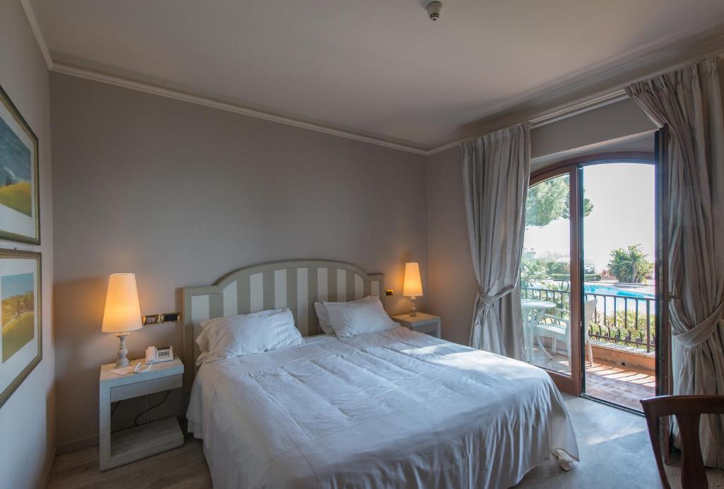 Grand Hotel Baia Verde photo 4