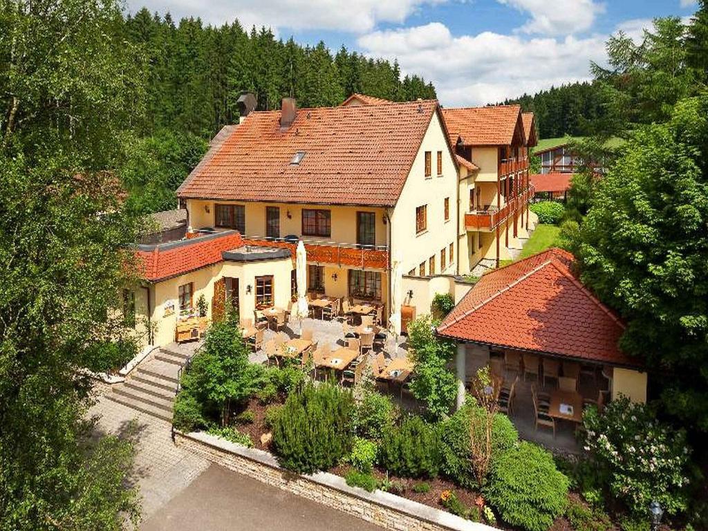 Hotel-Gasthof Zum Süßen Grund photo 1
