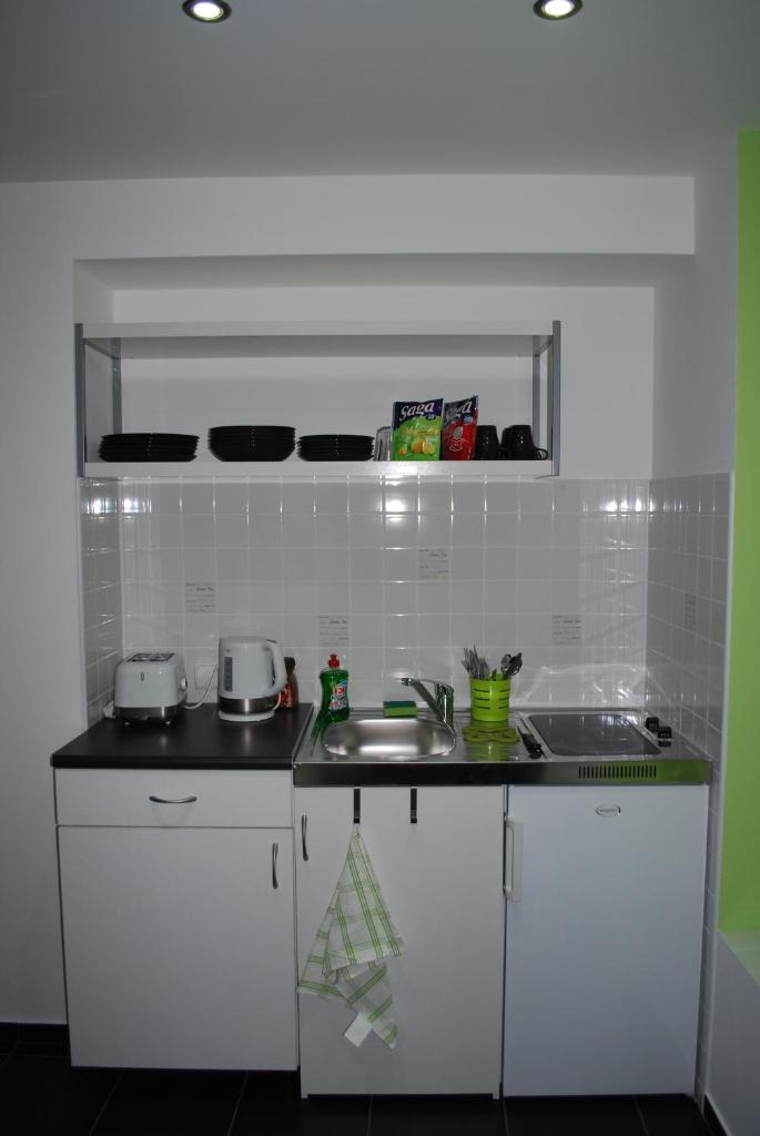 Номер (Общий номер (для 9 взрослых)), Jopi Hostel Katowice Centrum