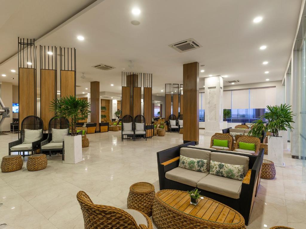 Swandor Cam Ranh Hotels & Resorts
