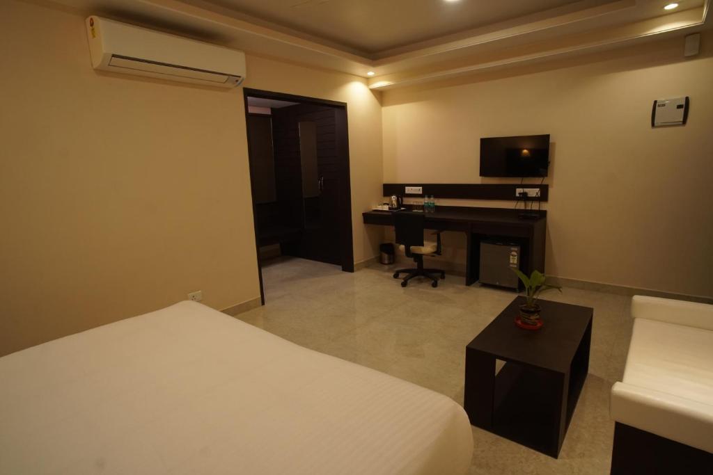 Двухместный (Номер с кроватью размера «king-size»), Hotel Kanha Residency