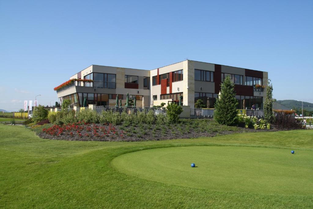 Hotel Beroun Golf Club photo 1