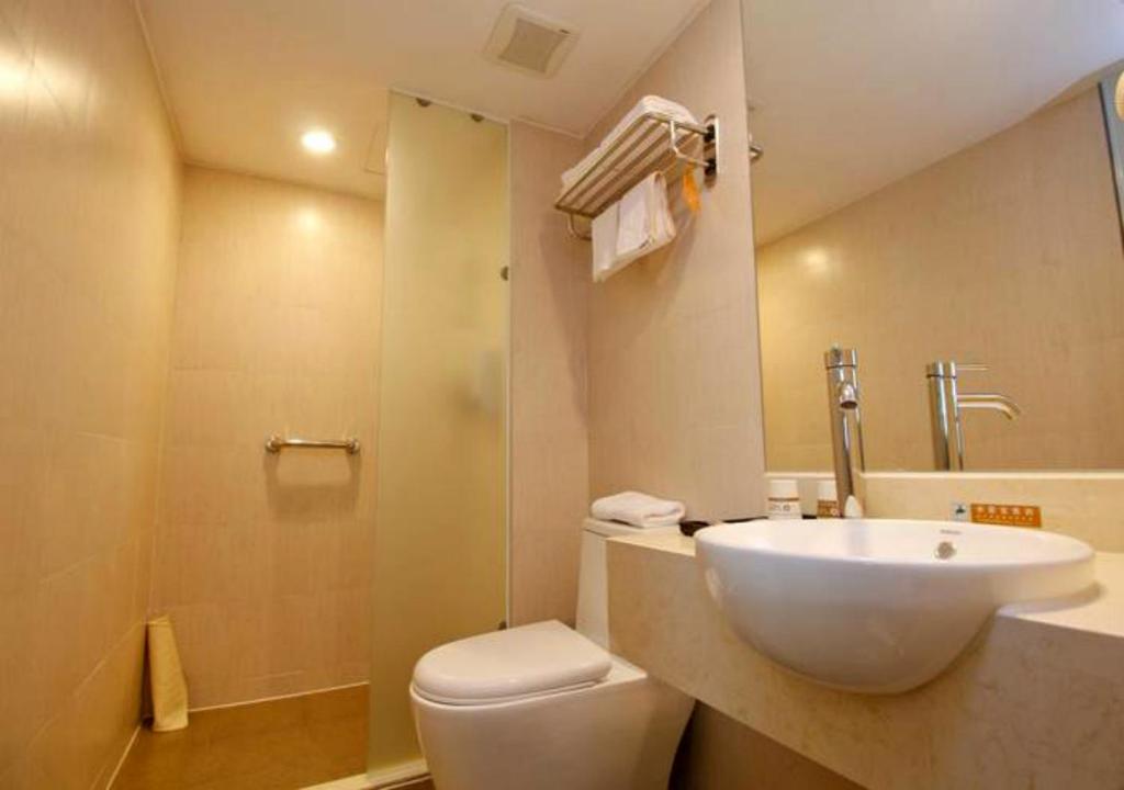 Двухместный (Двухместный номер бизнес-класса A), Jinjiang Inn Select XiAn High Speed Train Station Fengchengqi Road