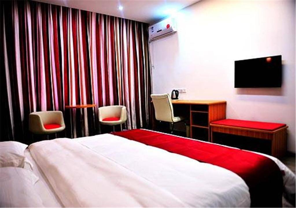 Thank Inn Chain Hotel Yunnan Lijiang Old Town South Gate photo 1