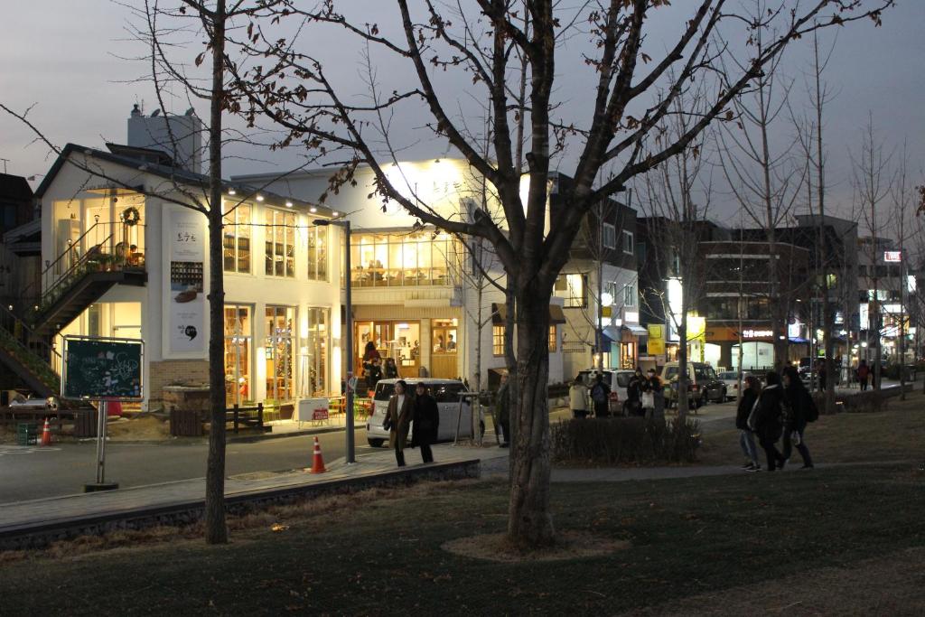 Одноместный (Одноместный номер с собственной ванной комнатой), Bunk Guesthouse Hongdae2