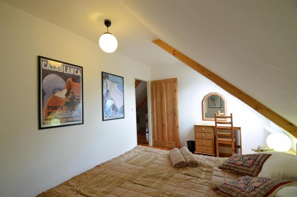 Station House Loft Apartment photo 1
