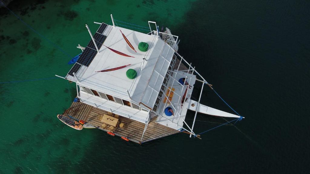 Двухместный (Бюджетный двухместный номер с 1 кроватью), Paolyn Floating House Restaurant