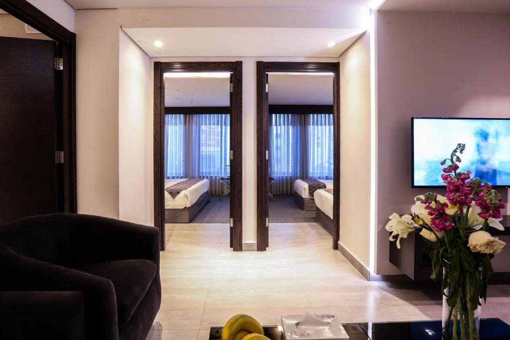 Khuttar Apartment - Tap to explore photos