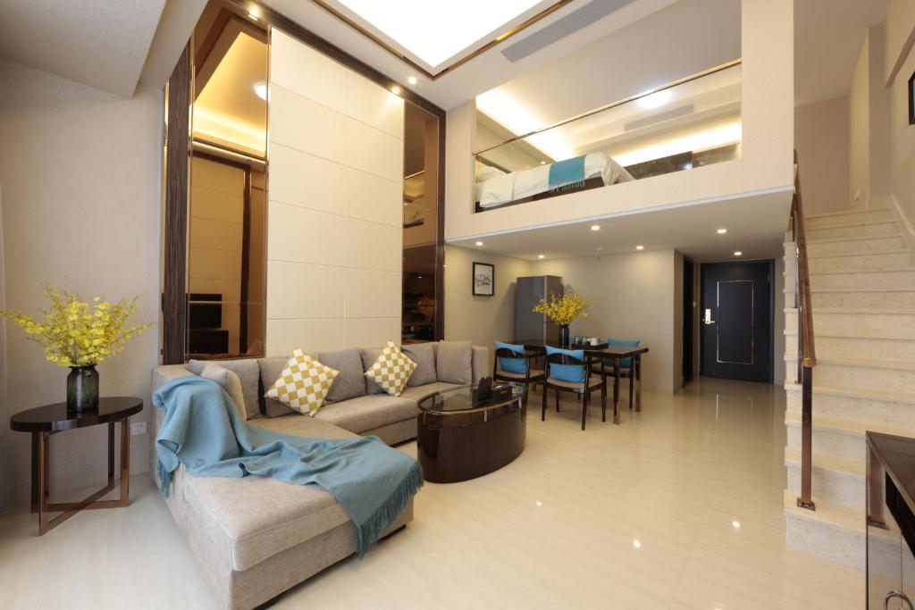 WAIFIDEN Duplex Hotel Apartment Zhongyong Jinyu Branch-- free shuttle during the Canton Fari photo 4