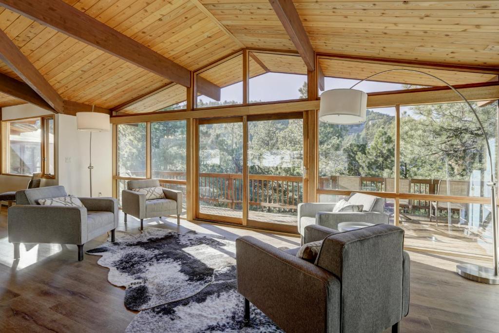 The Deck House photo 1