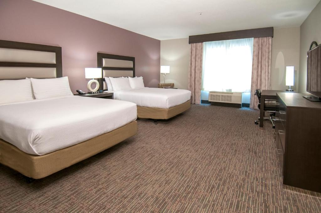 Holiday Inn - New Orleans Airport North, an IHG Hotel photo 2