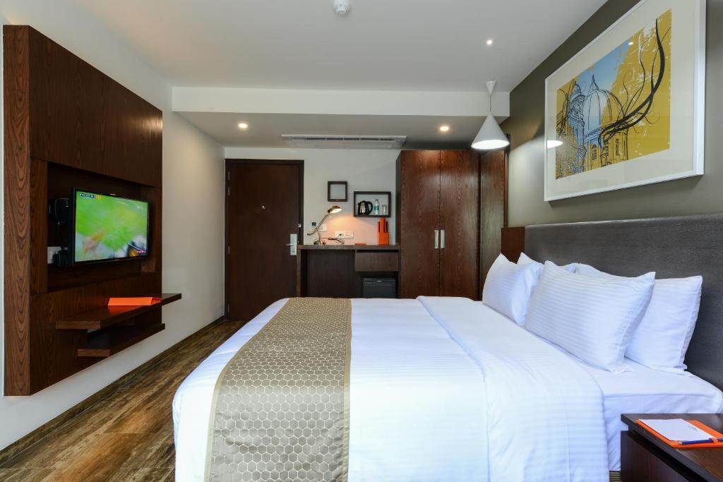 Двухместный (Queen Room with INR 250 discount on Food Bill (Meal Credit)), Howard Johnson Kolkata