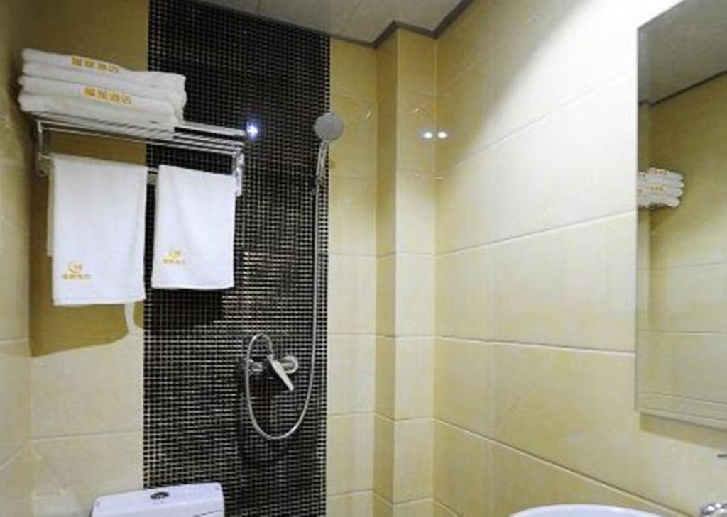 JUNYI Hotel Guizhou Guiyang Bageyan Road photo 1