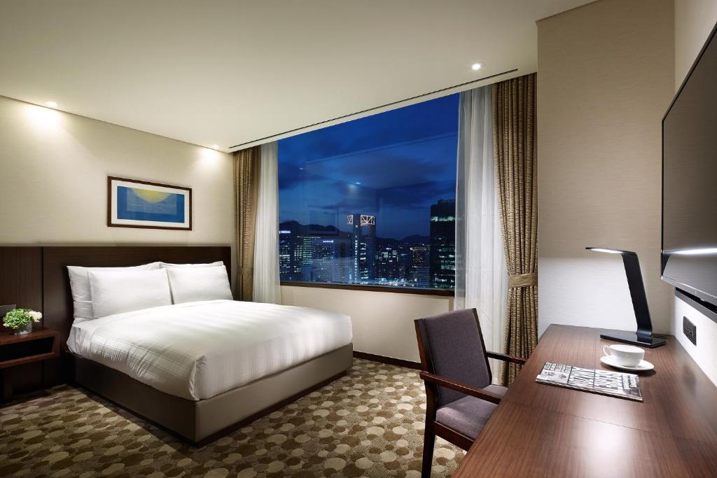 LOTTE City Hotel Myeongdong photo 1
