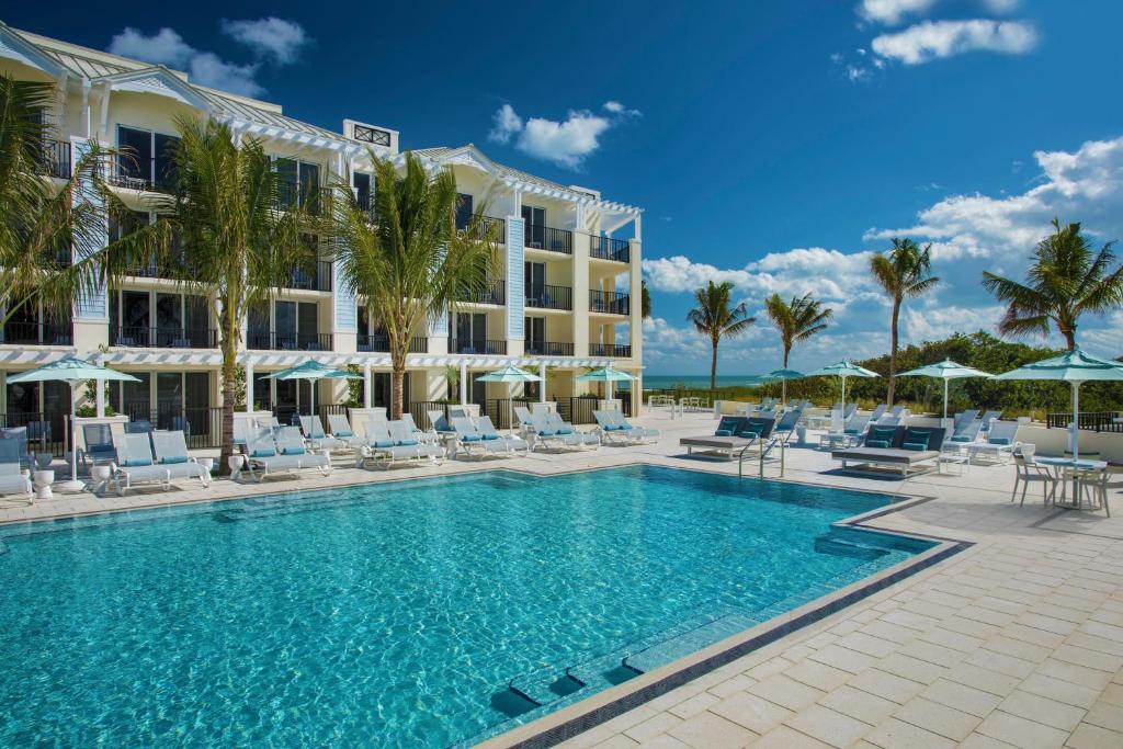 Hutchinson Shores Resort & Spa image