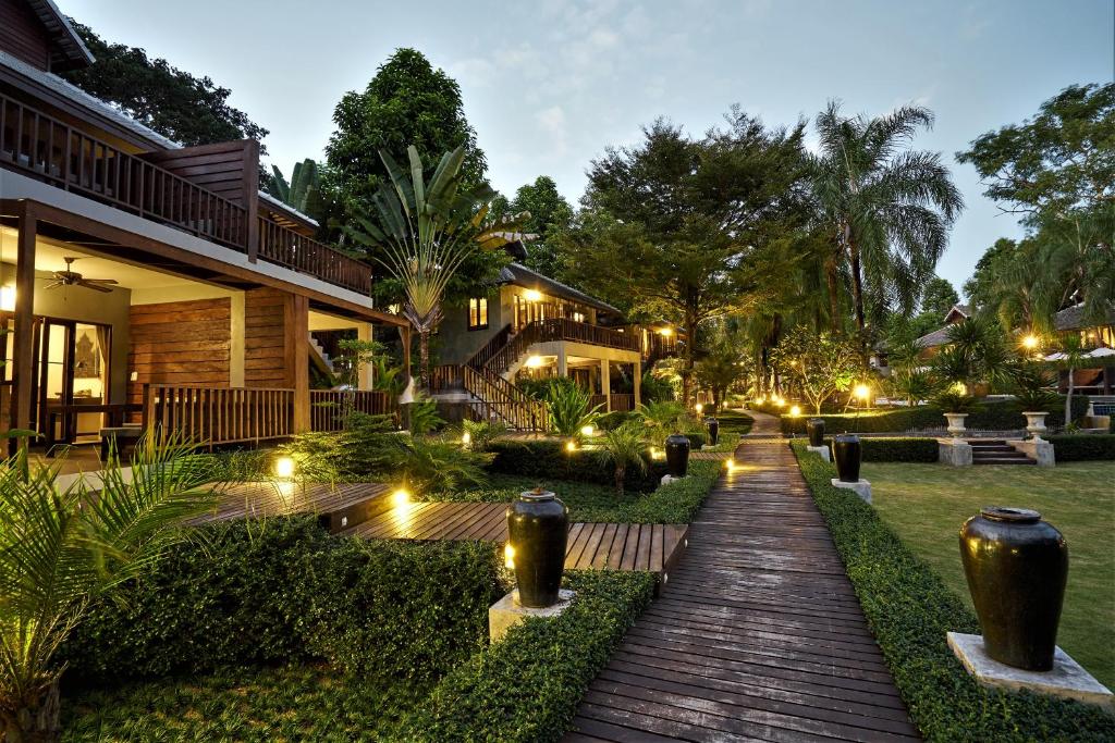 The Quarter Pai photo 3