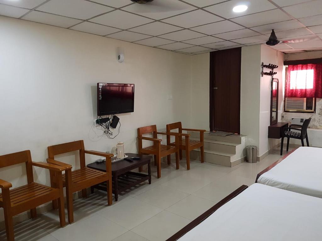 Двухместный (Номер с 4 спальнями, с вентилятором), Hotel Sorrento Guest house Anna Nagar