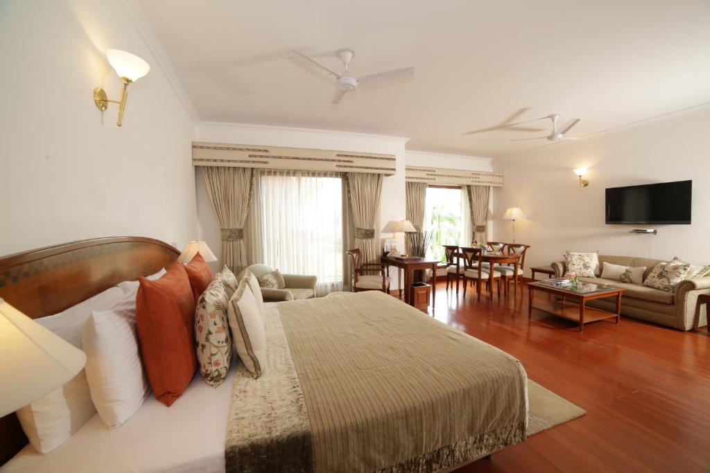 Сьюит (Полулюкс), Jaypee Palace Hotel
