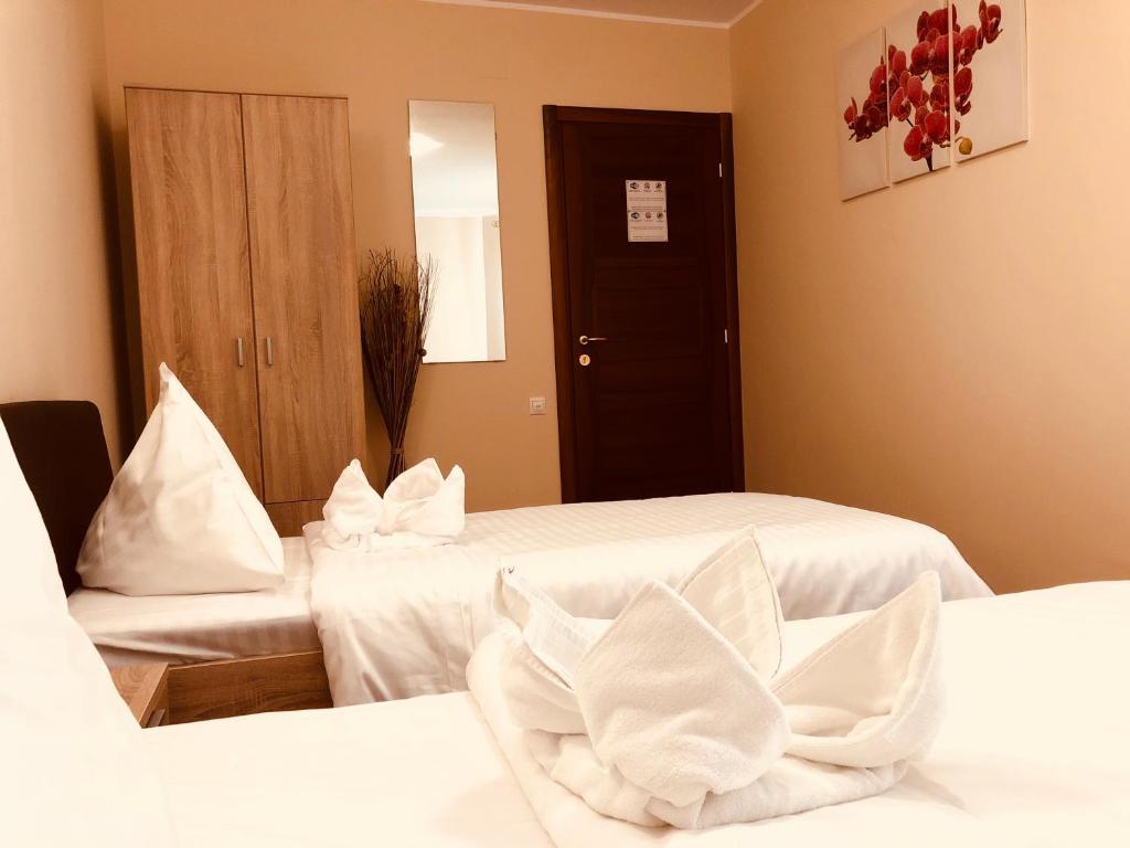 Трехместный (Трехместный номер с общей ванной комнатой), Monte Carlo Hostel