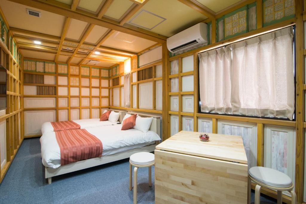 ETAVIA Yufuinekimae Room Type - Deluxe Twin Room