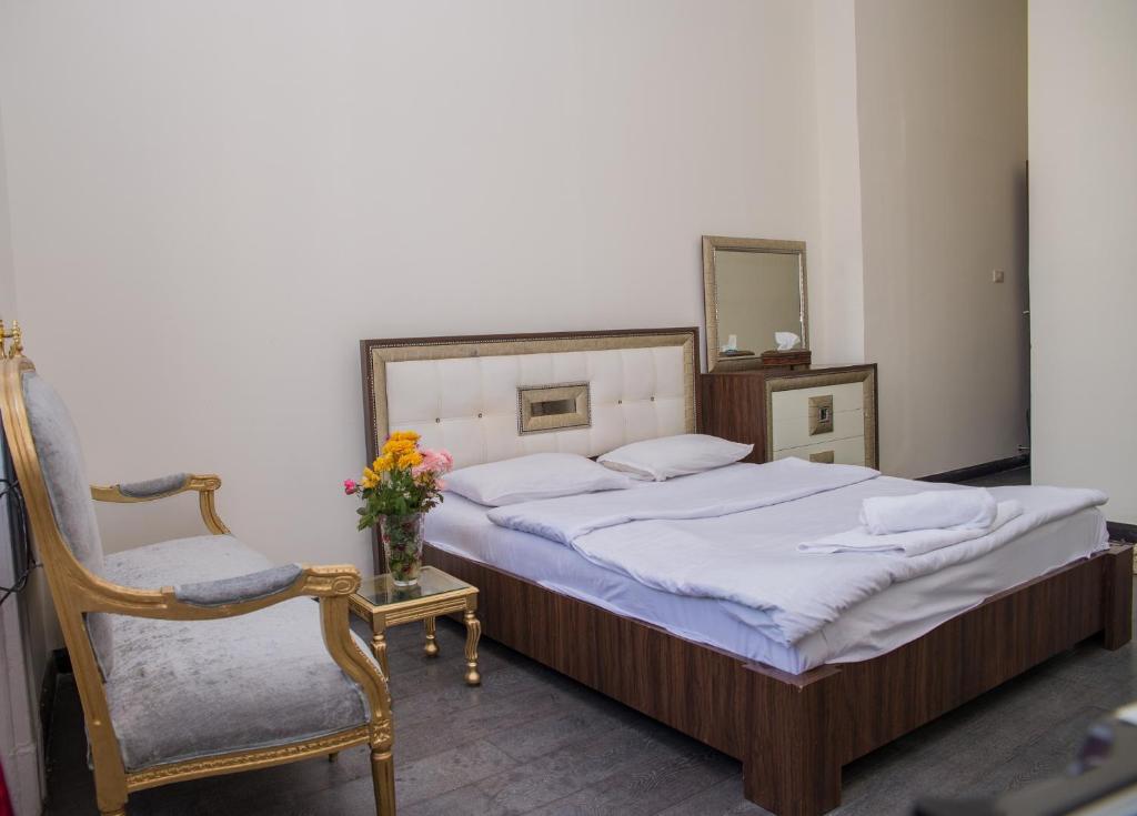 Двухместный (Королевский двухместный номер), Hotel Grand Royal