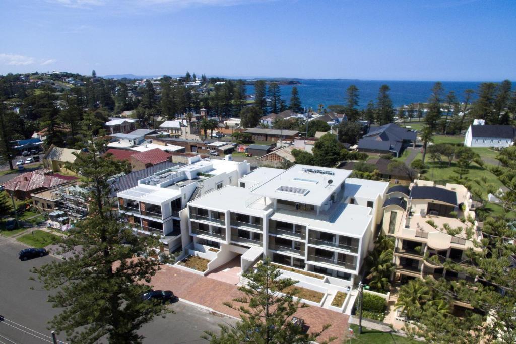 Bluewater Apartments photo 2
